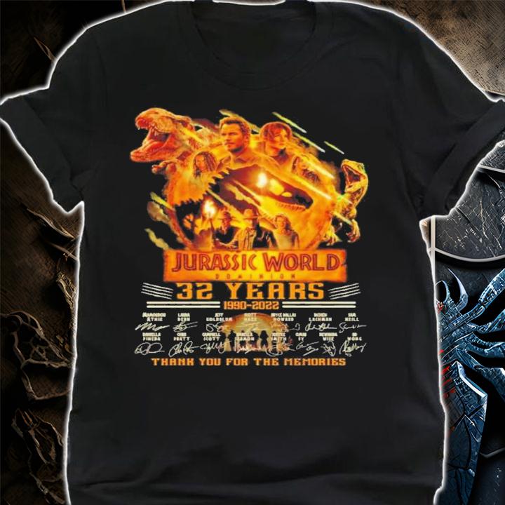 Jurassic World 32 Years 1990-2022 Signatures Thank You For The Memories Shirt t-shirt