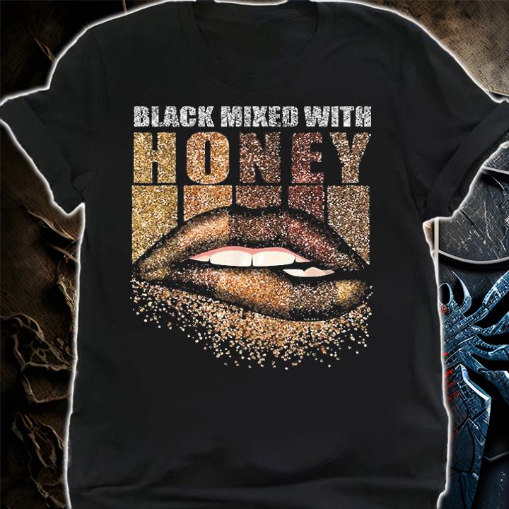 Black Mixed With Honey Sexy Lips T-Shirt t-shirt