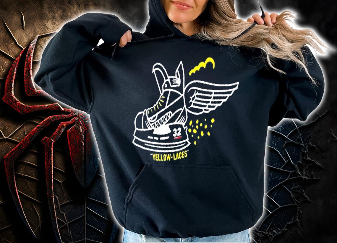Shoes Yellow Laces 32 Thoughts 2022 T-Shirt t-shirt hoodie