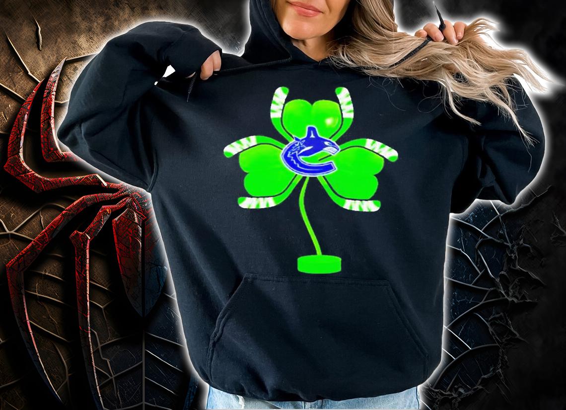 Vancouver Canucks Shamrock Hockey Tree St Patricks Day T-Shirt hoodie