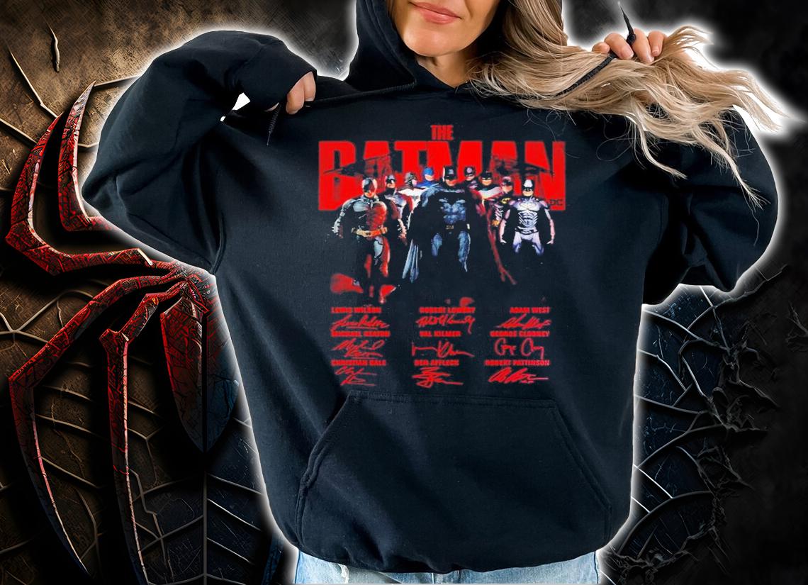 The Batman 2022 Signatures Shirt hoodie