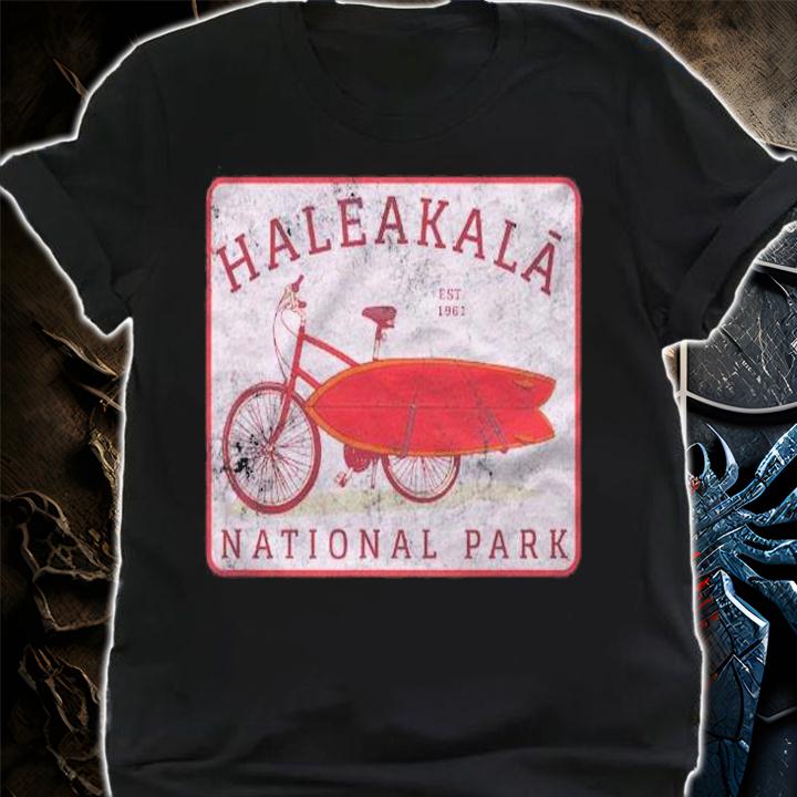 Retro Haleakala National Park Vacation Souvenir Maui Hawaii Shirt
